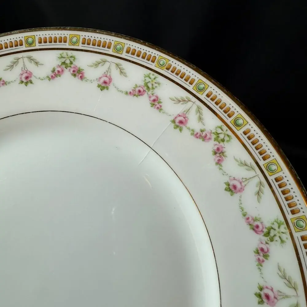 Set of 4 B&C France Plates - L. Bernardadd & co Limoges 8,5
